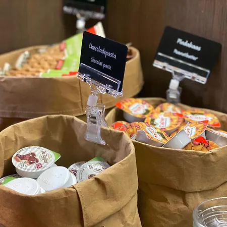 מלון Fletcher Restaurant De Geulvallei