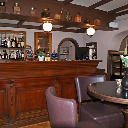 מלון Fletcher Restaurant De Geulvallei