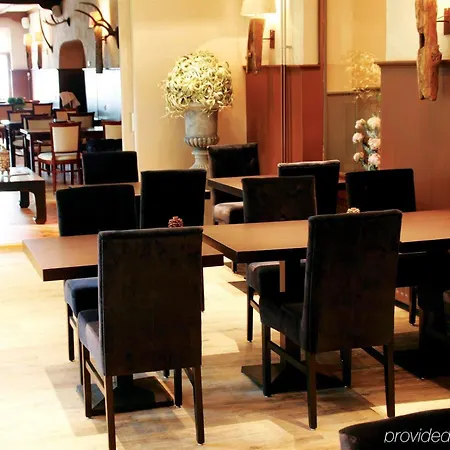 Fletcher Restaurant De Geulvallei מלון 3*