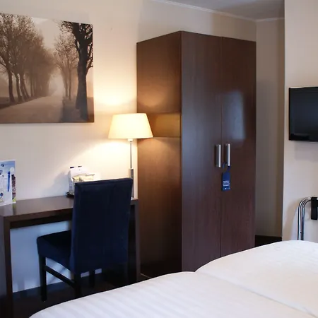 Hotel Fletcher Restaurant De Geulvallei 3*